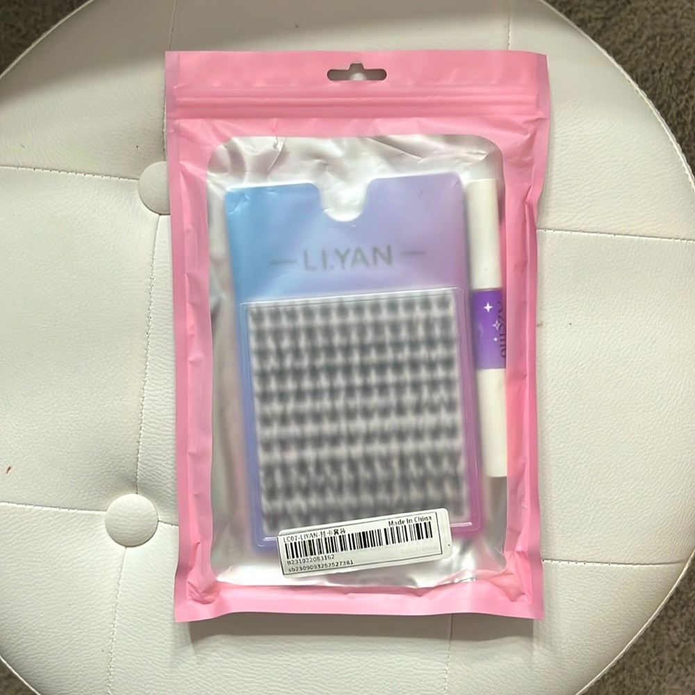 Insanely good lash clusters unopened from Sephora! ❗️❗️EASY USE❗️❗️